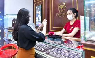 Giá vàng đảo chiều, tăng mạnh