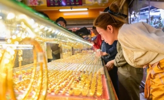 Giá vàng lên đỉnh lịch sử 80,3 triệu đồng, đại gia kinh doanh vàng lãi kỷ lục