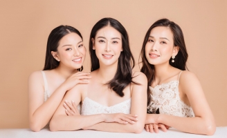 Hà Kiều Anh trẻ trung bên cạnh đàn em Dương Mỹ Linh