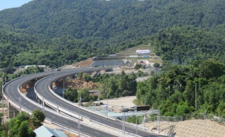 Hầm đường bộ qua đèo Cả thu phí từ 3.9