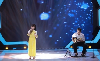 Hari Won tiết lộ quá khứ nghèo, phải nhận cơm từ thiện