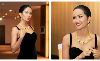 H' Hen Niê tất bật với các hoạt động vì cộng đồng