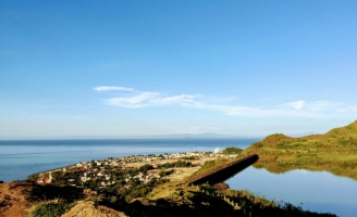 Hồ nước ngọt trên miệng núi lửa có một không hai ở Việt Nam