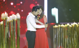 Hoa hậu ảnh Yến Nhi khóc vì mối tình dang dở với Huỳnh Đông