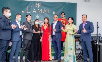 Hoa hậu Annie Kim Nguyễn rạng rỡ tại sự kiện ký kết hợp đồng chục tỷ đô la