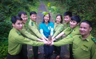 Hoa hậu H'Hen Niê thông báo tin vui, cảm ơn sự yêu thương của khán giả