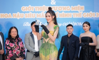 Hoa hậu Phan Thị Mơ diện váy xẻ gợi cảm, quyền lực chấm thi quốc tế