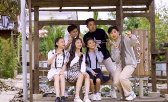 Hoa khôi nhí cần thơ Lê Huỳnh Bảo Ngọc ra MV đầu đời