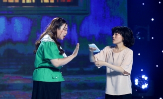 Hóa thân bệnh nhân ung thư, Cẩm Hò nhận điểm 10 từ NSND Hồng Vân và ca sĩ Thùy Trang