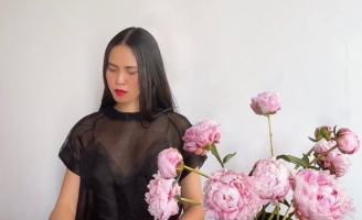 Hoàng Ngân: Từ nhà thiết kế tài ba đến nữ họa sĩ, “cây bút