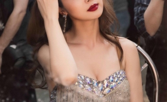 Jennifer Phạm - hoa hậu 3 con vẫn khiến đàn ông mê đắm