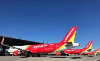 Khách đi máy bay đóng phí hơn nửa triệu đồng vì hành lý xách tay quá 7 kg