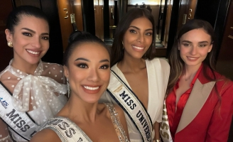Kim Duyên khoe thần thái đỉnh cao cùng các chị em Miss Universe