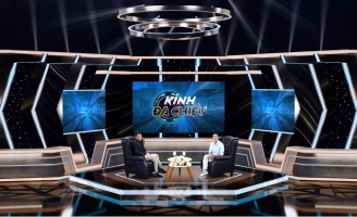 Kính Đa Chiều: Nhà thơ Phong Việt trải lòng về cách làm thơ hiện đại