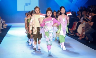 Koh Sammi – “tiểu đệ tử” của Minh Trọng vừa đàn hay lại nhảy giỏi