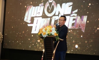 Lại Văn Sâm làm host TVShow có hơn 200 khách mời nữ