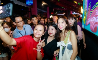 “Lật mặt 8” giữ sức nóng sau hơn 1 tuần ra rạp: Khán giả xem tới 3 lần, xúc động đến rơi nước mắt