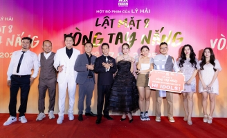 “Lật mặt 8” ra mắt đầy cảm xúc: Nước mắt, âm nhạc và vòng tay của sự thấu cảm