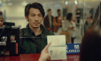 Liên Bỉnh Phát 'vượt ngàn chông gai' trong Bác sĩ tha hương