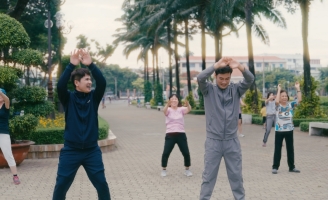 Lương Gia Huy ra mắt MV “U40”, 2 hot tiktoker góp mặt