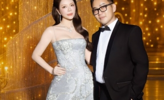 Lý Nhã Kỳ lộng lẫy tại show váy cưới của Chung Thanh Phong