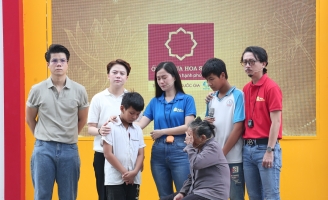 “Mái ấm gia đình Việt” lần đầu đến Hà Nội, tiếp tục hành trình mang hạnh phúc sẻ chia cùng cộng đồng