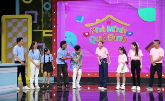 MC Hồng Phúc “bỏ quên” Diễm Phương, Hoàng Phi tranh thủ chiếm sóng 