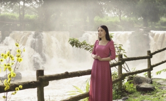 MV mới đầu tư hoành tráng của nữ ca sĩ Lâm Ngọc Hoa