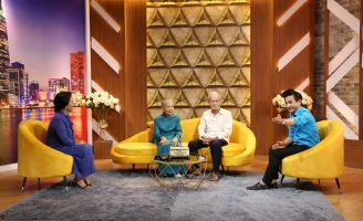 Ngân Quỳnh xúc động trước sự thủy chung hơn 50 năm của vợ chồng già nấu cơm từ thiện 0 đồng