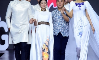 Người mẫu Bảo Nguyên làm Vedette trong BST “Giấc mơ của đá” của NTK Việt Hùng