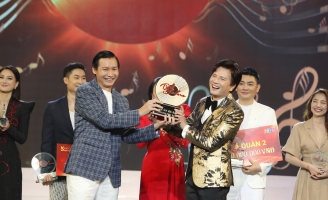 Nguyễn Lê Bá Thắng đăng quang “Tình Bolero 2022”
