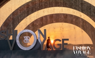 Những giấc mơ nối tiếp trong chuyến viễn du thời trang Fashion Voyage No.5