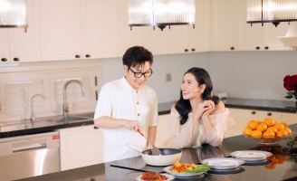 NSƯT Vũ Luân và Hoa hậu Phương Lê: Về chung một nhà, xây dựng hạnh phúc dài lâu