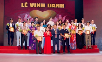 NTK Valentines Vân Nguyễn được vinh danh “Doanh nhân Nhân ái”