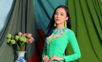 NTK Việt Hùng gửi hồn Việt vào BST “Hương Sen Phương Nam”