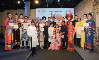 NTK Việt Hùng hạnh phúc vì Áo dài được tôn vinh 