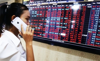 Ông Trịnh Văn Quyết nộp phạt 1,5 tỷ, đình chỉ giao dịch 5 tháng