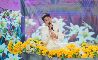 Phạm Tuấn Kha – “soái ca” bolero hút hồn khán giả với Chờ đông