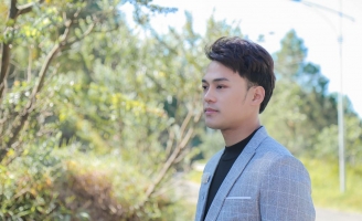 Phan Ngọc Luân chi gần 1 tỷ để làm MV xin lỗi mối tình 6 năm qua