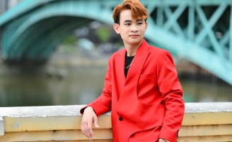 Quán quân tuyệt đỉnh song ca nhí 2019 gây xúc động khi hát Nhớ Quê