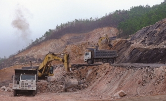 Quảng Ninh sử dụng chất thải mỏ than để san lấp mặt bằng