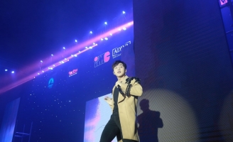 Sơn Tùng M-TP cùng dàn sao khủng “đốt cháy” sân khấu mùa đông