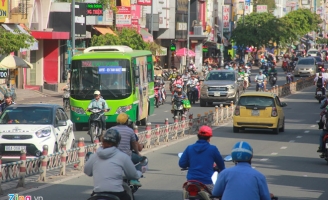 Tạm ngừng 2 tuyến xe buýt không hiệu quả ở Sài Gòn