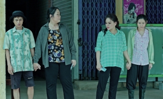 Tập 4 “Đại kê chạy đi” tiết lộ lý do vì sao bà Hồng gần đây thường trang điểm