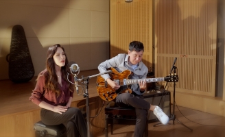 Thanh Hà khoe giọng hát da diết bất chấp thời gian trong MV mới