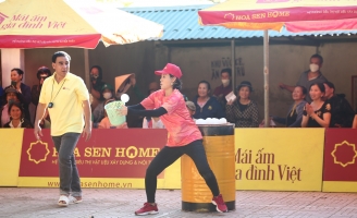 Thanh Hương cảm thấy có lỗi với các con vì không làm tròn trách nhiệm của một người mẹ