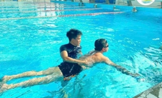 Thầy dạy bơi cảnh báo các tình huống tai nạn phụ huynh không ngờ tới