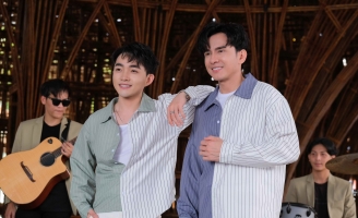Thầy trò Đan Trường - Trung Quang hát tặng khán giả mùa Valentine