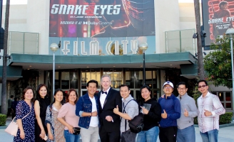 Thị trưởng Mỹ đi xem Lật Mặt: 48H