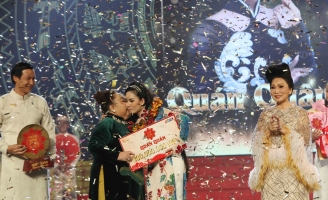 Thy Nhung đoạt Quán quân Trăm Năm Ánh Việt mùa giải đầu tiên